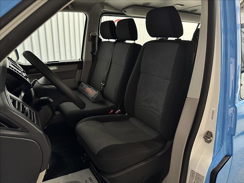 Volkswagen Transporter 2.0TDI 110kW KOMBI 8MÍST LONG - fotka 27 z 37