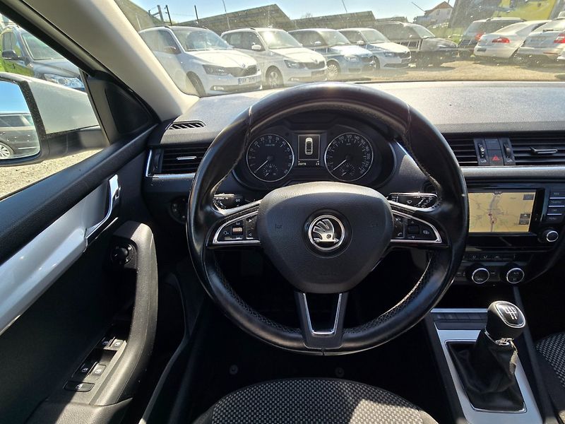 Škoda Octavia (2016) 1.6 TDi 81KW Ambiente - fotka 14 z 24