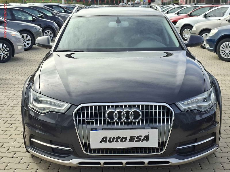 Audi A6 Allroad (2013) 3.0TDi quattro, ČR, AT, LED - fotka 2 z 21
