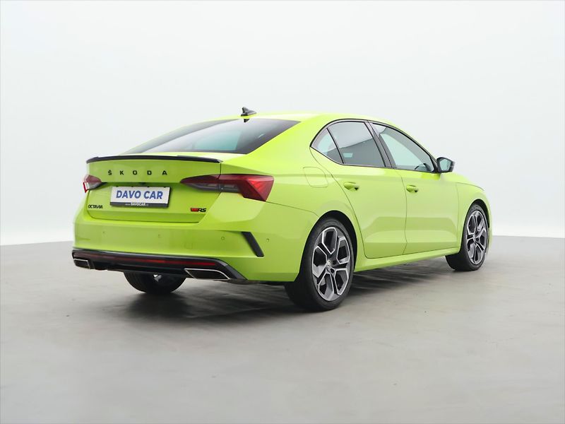 Škoda Octavia 2,0 TSI 180kW DSG RS CZ DPH - fotka 7 z 41