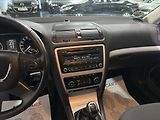 Škoda Octavia 1,4   TSI FAMILY XENON ŠÍBR TZ - náhled 15