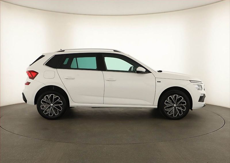 Škoda Kamiq (2025) 1.0 TSI, DRIVE, SENZORY - fotka 6 z 15