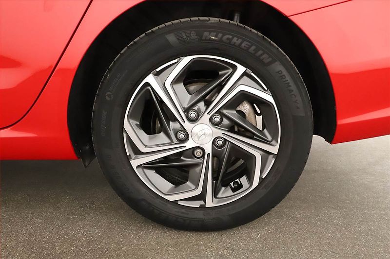 Hyundai i30 (2021) Style 1.0 T-GDI, Serv.kniha - fotka 11 z 13