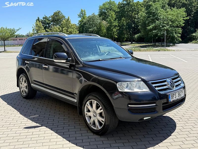 Volkswagen Touareg (2006) 2.5TDI 4x4 Tažné 3.5T Manuál - fotka 7 z 21