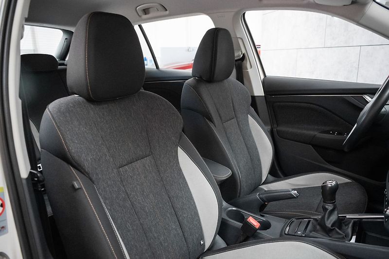 Škoda Kamiq 1.6 TDI STYLE*KESSY*ČR 1.MAJ - fotka 11 z 40