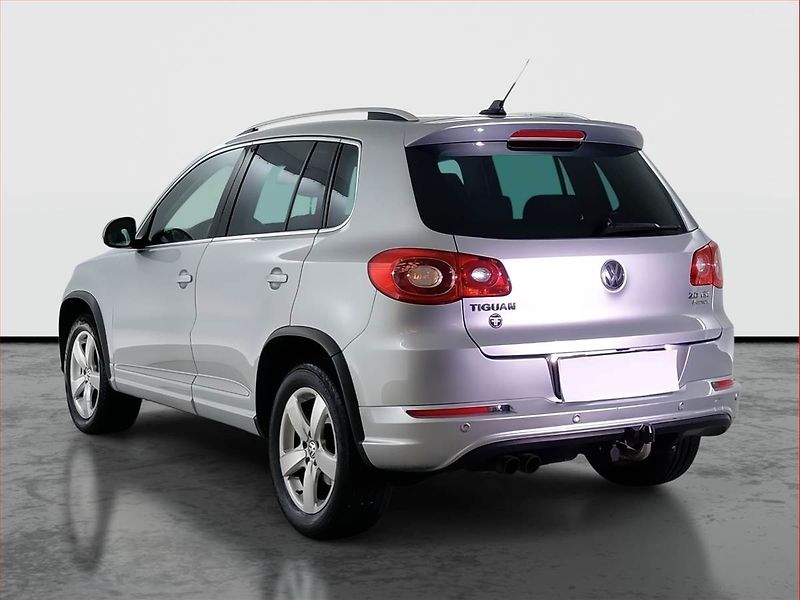 Volkswagen Tiguan (2010) R-Line 2.0 TSI, 4X4, Automat - fotka 4 z 18