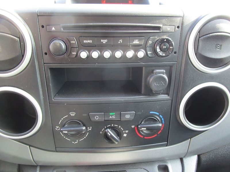 Citroën Berlingo 1,6HDI-73KW-KOUPEN ČR+NOVÁ STK - fotka 17 z 25