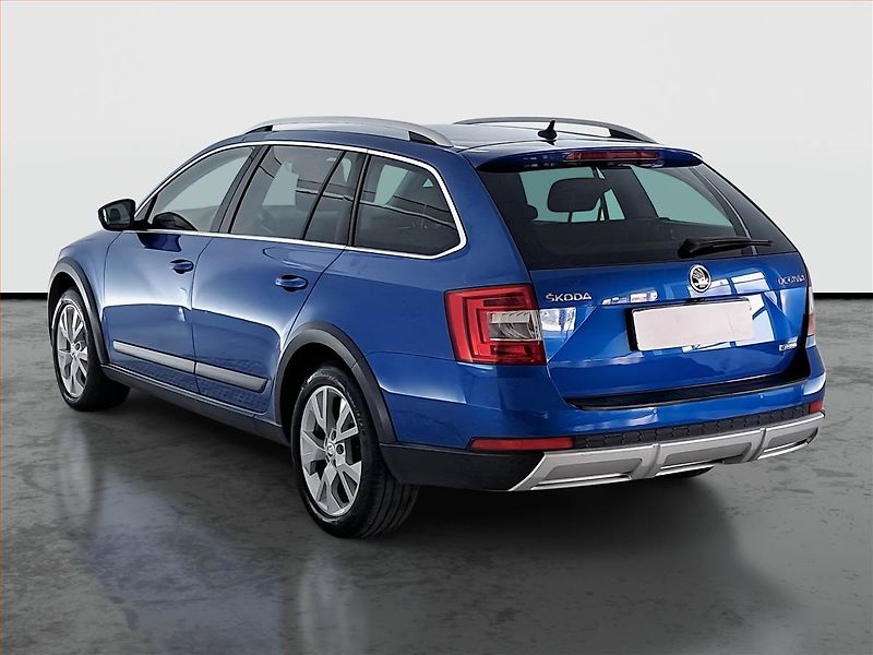 Škoda Octavia (2015) Scout 2.0 TDI, 4X4, Automat - fotka 4 z 19