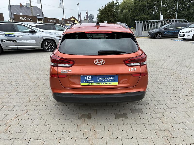Hyundai i30 WG 1.5DPi 71kW SMART CLIMATE - fotka 4 z 31
