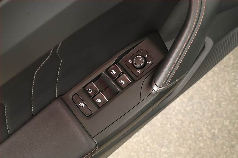 Cupra Formentor (2020) 2.0 TSI VZ 4Drive - fotka 22 z 24