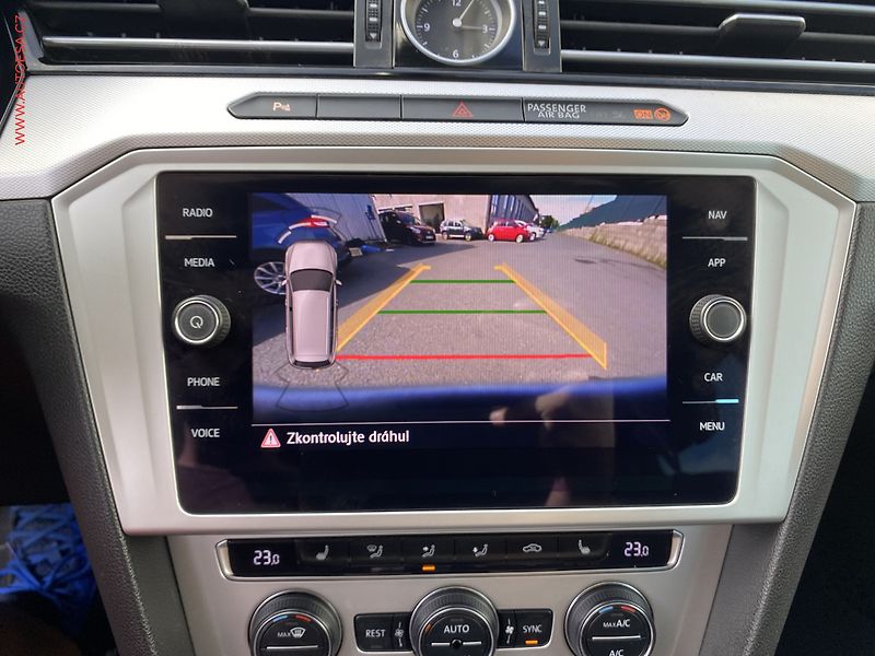 Volkswagen Passat (2018) 2.0 TDi 4x4, Comfortline, DSG - fotka 12 z 19