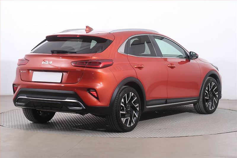 Kia XCeed (2023) Gold 1.5 T-GDI, Serv.kniha - fotka 5 z 25