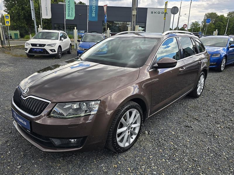 Škoda Octavia 1.4TSI NAVI XENON KŮŽE 1Majite - fotka 10 z 26