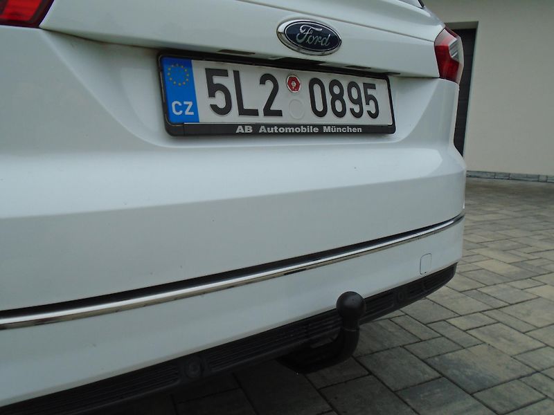 Ford Mondeo 2.0Tdci 103kW Titanium Aut - fotka 12 z 27