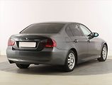 BMW Řada 3 (2005) 320 i, po STK, zamluveno - náhled 4