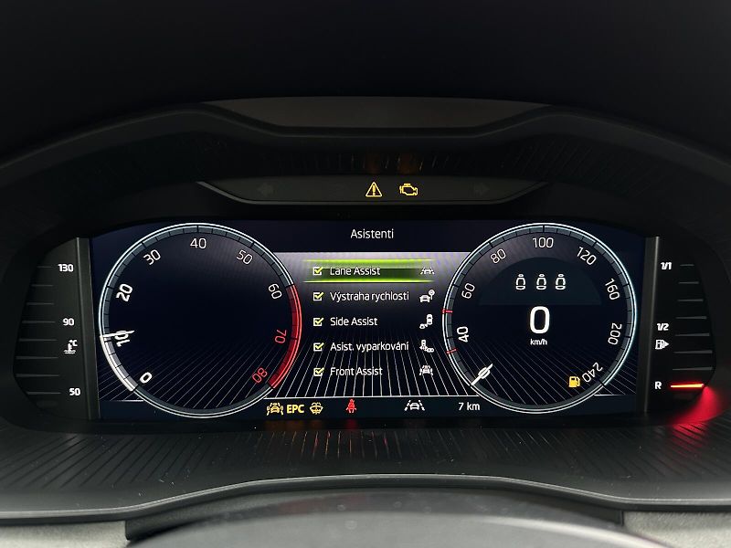 Škoda Scala 1.0TSi 116PS LED V.Cockpit Cli - fotka 18 z 39