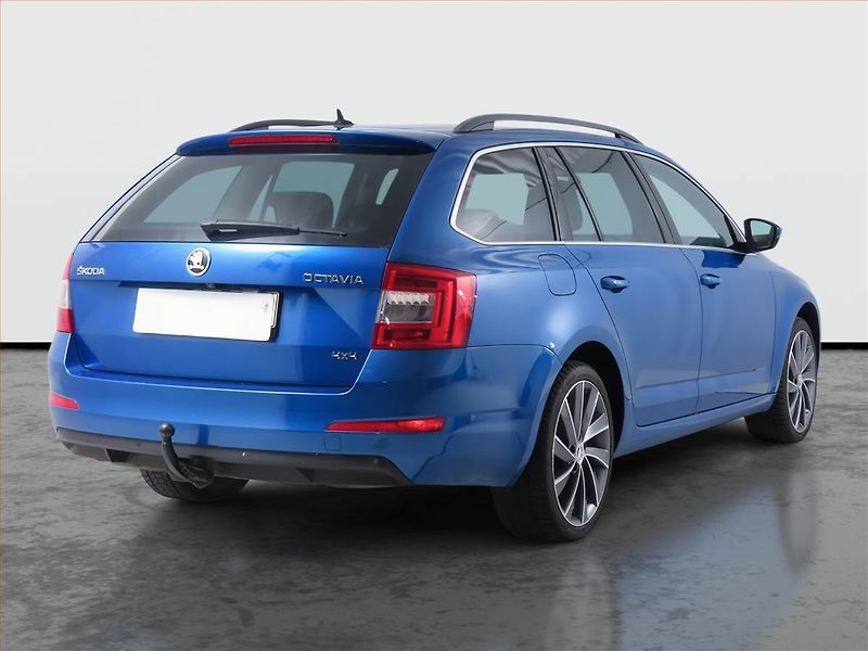 Škoda Octavia (2015) Laurin&Klement 2.0 TDI, 4X4 - fotka 5 z 20