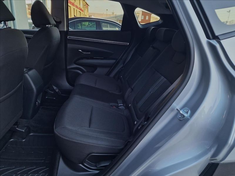 Hyundai Tucson 1.6 T-GDI 110kW Smart,ČR,1Maj - fotka 17 z 48