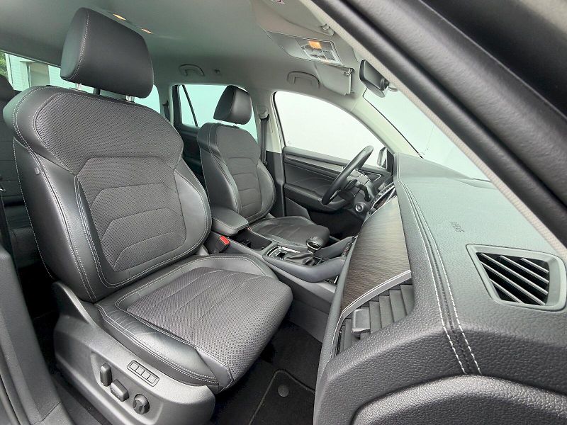 Škoda Kodiaq (2023) 2.0 TDI 110kW DSG 4x4 Style Co - fotka 30 z 35