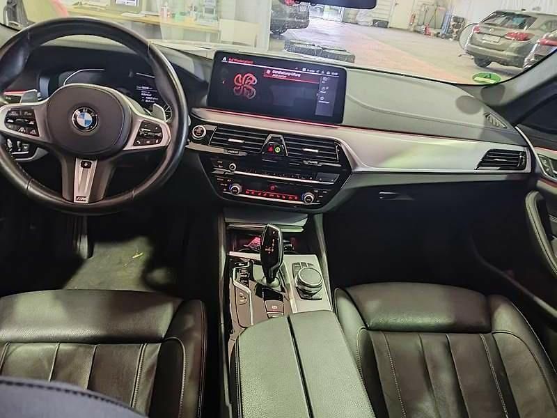 BMW Řada 5 540xDrive HUD ventilace Panora - fotka 3 z 7