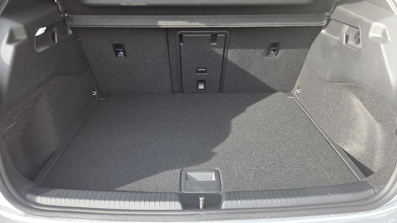 Volkswagen ID.3 Neo Style 58 kWh 140 kW - fotka 15 z 30