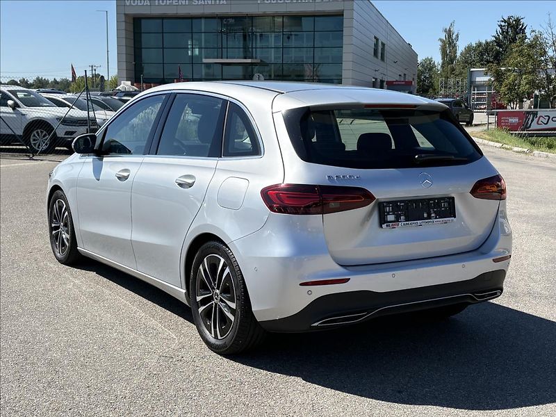 Mercedes-Benz Třídy B 2,0 200d 110kW Led,Kůže,Kamera - fotka 39 z 39