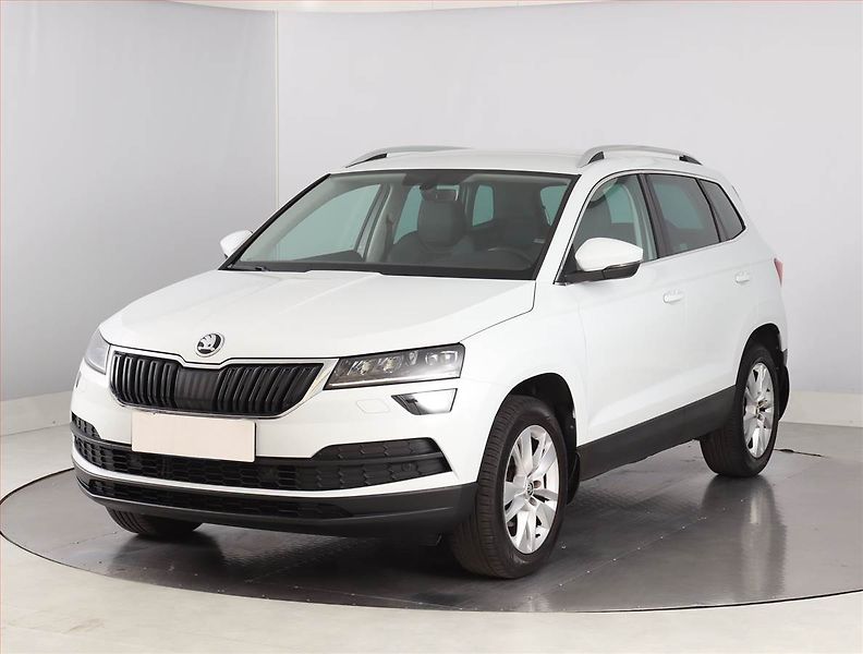 Škoda Karoq (2019) Style Plus 1.5 TSI - fotka 2 z 24