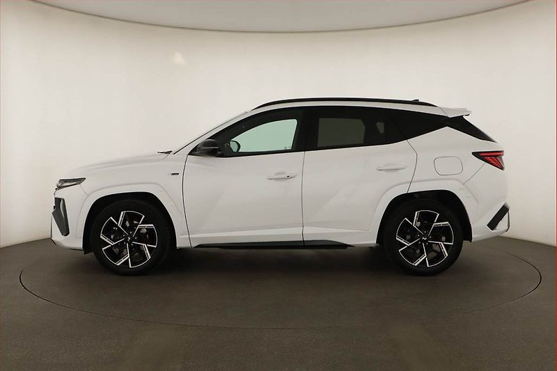 Hyundai Tucson (2025) 1.6 T-GDI, N-LINE, DPH - fotka 3 z 18