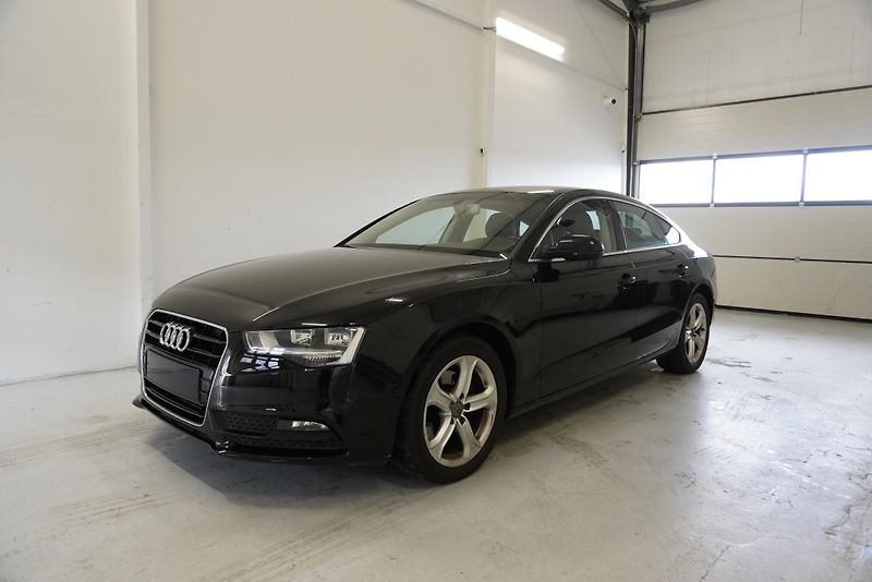 Audi A5 1.8TFSi-125 kW NOVÝ TYP MOTORU - fotka 1 z 20