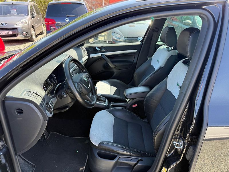 Škoda Octavia 2.0 TDI RS DSG - fotka 8 z 13