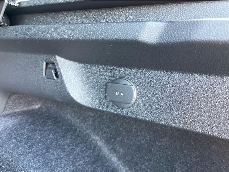 Škoda Scala 1,0 TSI 85 kW TOP SELECTION - fotka 25 z 28