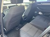 Volkswagen Passat 2,0 TDi MATRIX ComfortLine - náhled 14