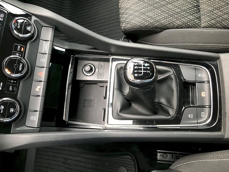 Škoda Karoq (2022) STYLE TDI 2.0/85KW 6MP - fotka 17 z 26