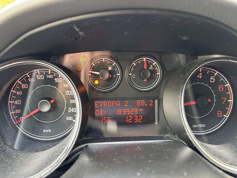 Fiat Bravo (2010) 1.4t jet 88kw CZ původ - fotka 16 z 17
