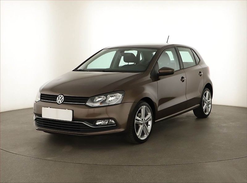 Volkswagen Polo (2015) 1.2 TSI - fotka 2 z 6