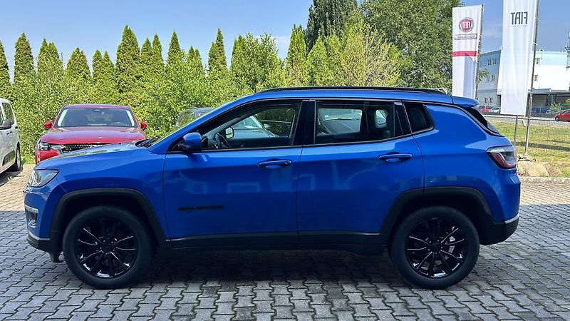 Jeep Compass 1.3T 130k Night Eagle  - fotka 5 z 15
