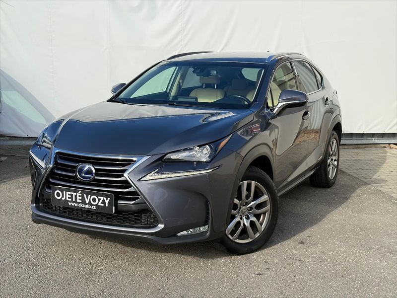Lexus NX 300h 2,5 Executive Plus, 4x4  NX - fotka 1 z 22