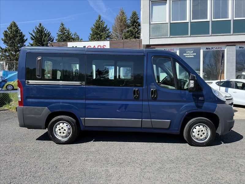 Fiat Ducato 2,2   JTD 69.000KM TAŽNÉ 9 MÍS - fotka 22 z 25