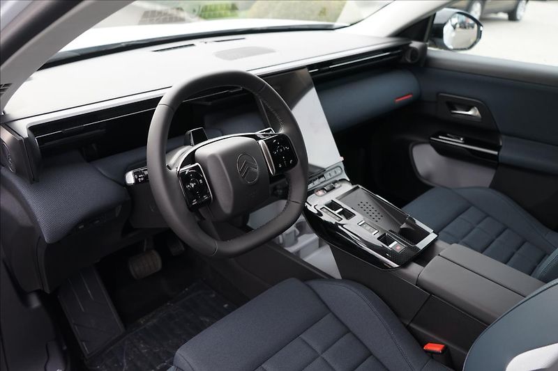 Citroën C5 Aircross (2026) 1,2 Hybrid 145k Automatic PLUS - fotka 21 z 25