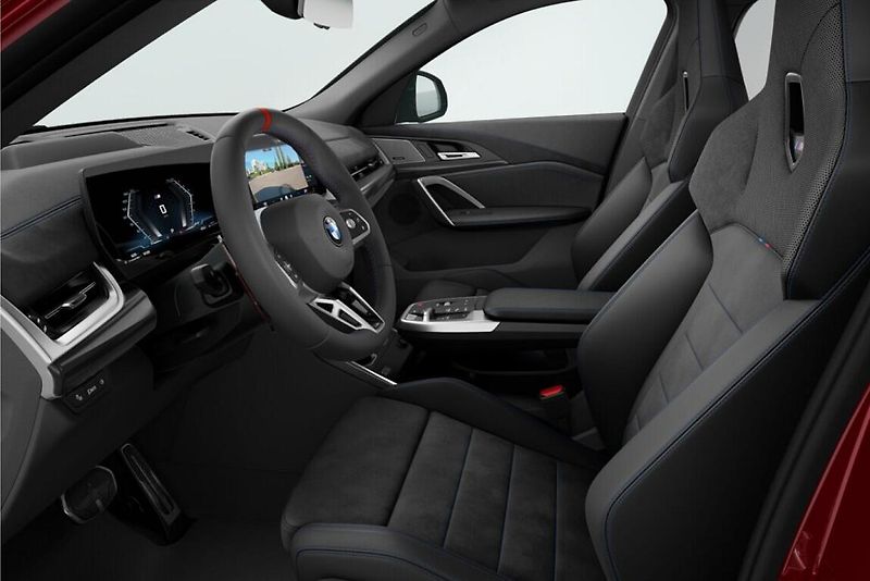 BMW X2 M35i xDrive - fotka 4 z 4