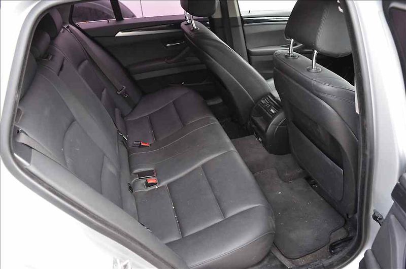 BMW Ostatní (2016) 520D TOURING AT - fotka 13 z 14