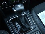 Škoda Superb (2010) Elegance 2.0 TDI, Automat - náhled 13