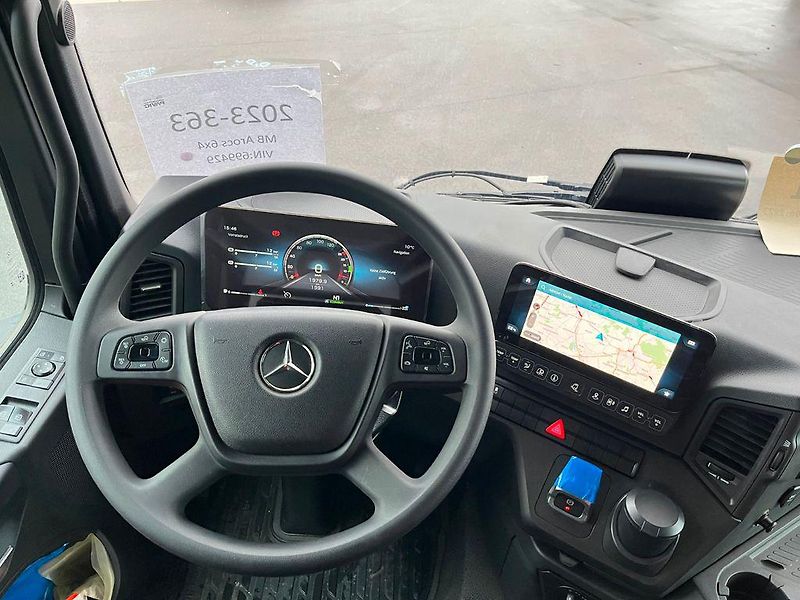 Mercedes-Benz (2024) Arocs 3348 6x4 FASSI F255 NOVÝ - fotka 7 z 11