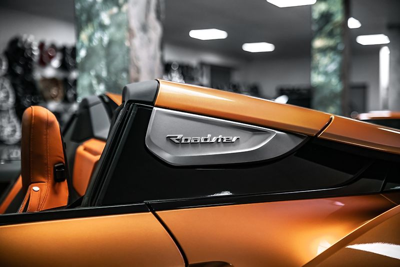 BMW i8 ROADSTER LASER/H&K/HUD/KARBON - fotka 12 z 25