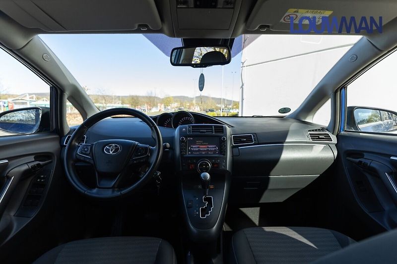 Toyota Verso 1.8 Valvematic Multidrive  Act - fotka 5 z 26