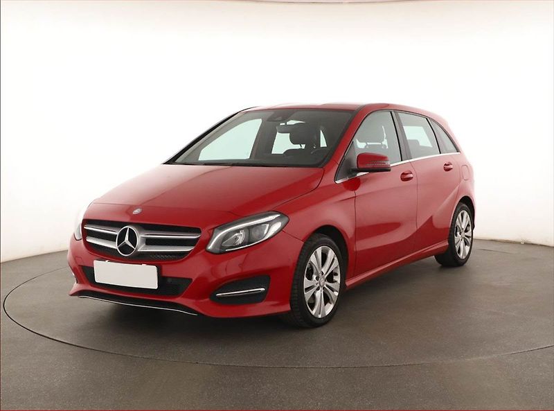 Mercedes-Benz Třídy B (2016) B 200 CDI, Automat, Kůže - fotka 2 z 18