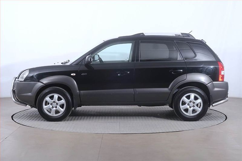 Hyundai Tucson (2005) 2.0 CRDi, 4X4, Serv.kniha - fotka 3 z 20