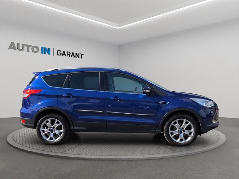 Ford Kuga (2016) 1.5 EcoBoost 110kW, Serv. knih - fotka 4 z 21