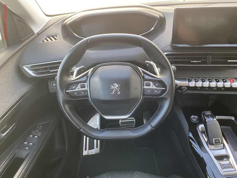 Peugeot 3008 (2021) 1.2PT, Road Trip, AT, LED - fotka 11 z 17