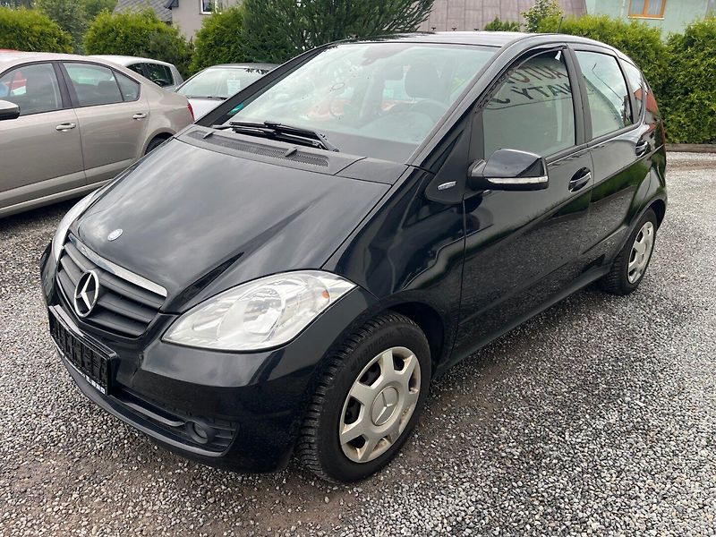 Mercedes-Benz Třídy A (2012) 1.5 i - fotka 5 z 16